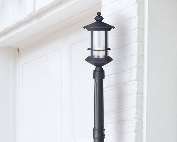 1-Light 17-1/4-Inch Black And Clear Glass Treehouse Outdoor Post Light