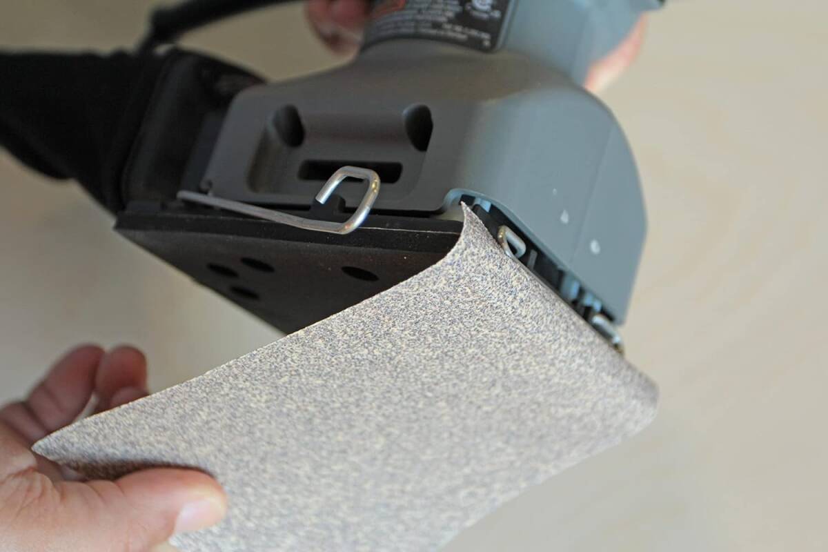 9-Inch X 11-Inch 60-Grit Multi-Surface Sanding Sheet, 1-Sheet 4 9-Inch x 11-Inch 50-Grit Multi-Surface Sanding Sheet, 1-Sheet
