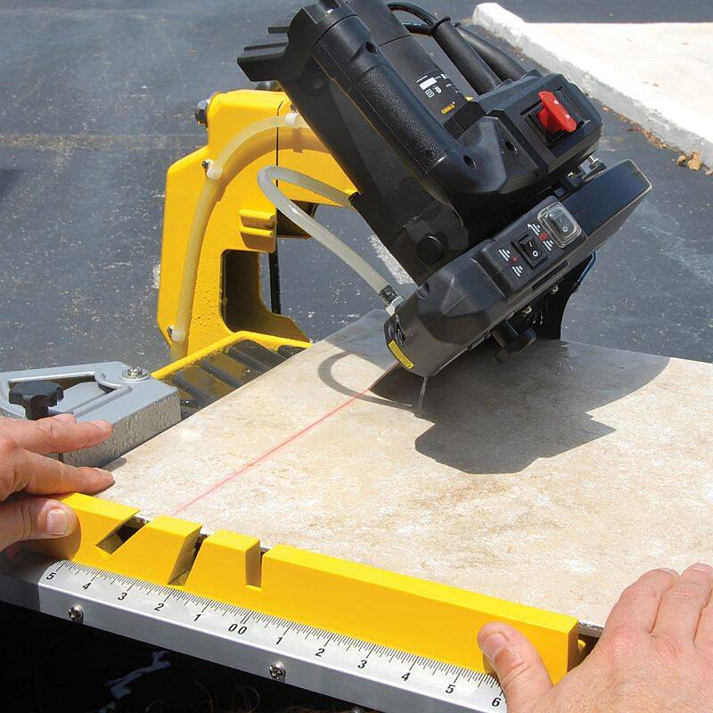 10-Inch 900XT 2.25-HP Professional Tile Saw 2 10-Inch 900XT 2.25-HP Professional Tile Saw