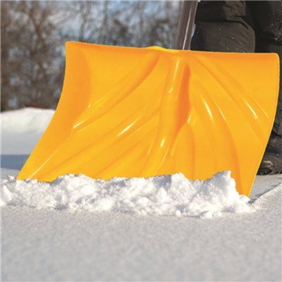 18-Inch Mountain Mover Poly-Combo Snow Shovel/Snow Pusher